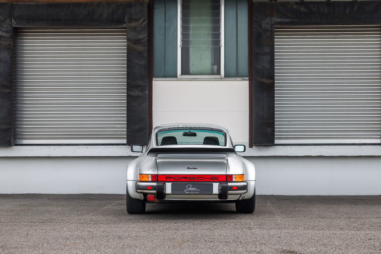 Porsche 911 Turbo 3.0