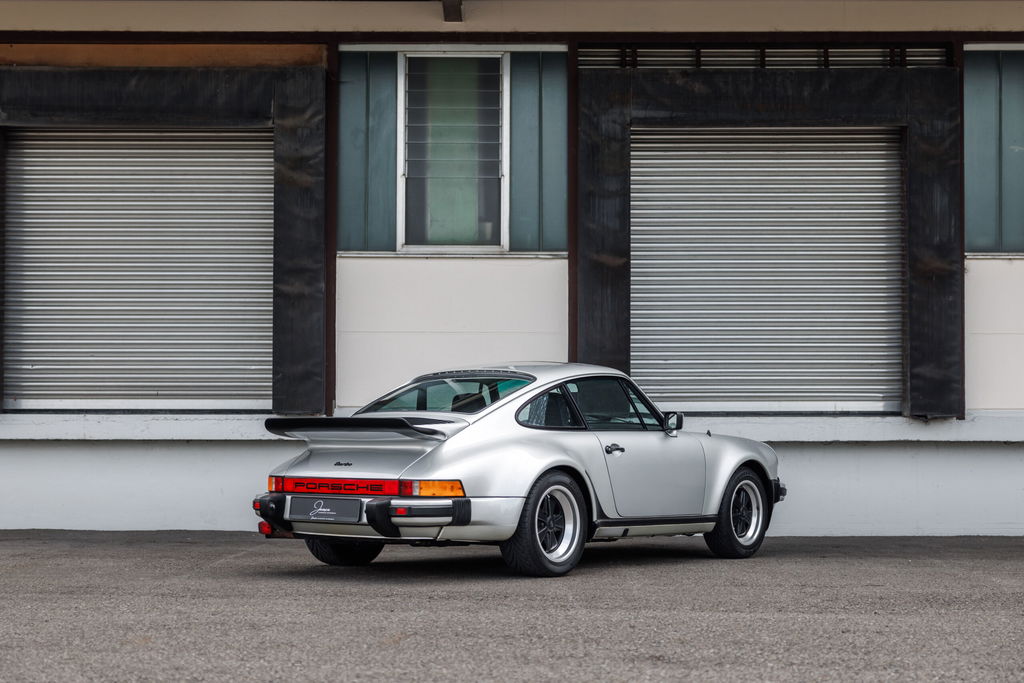 Porsche 911 Turbo 3.0