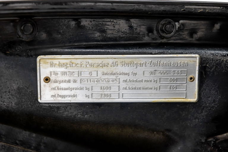 Porsche 911 Carrera (US)