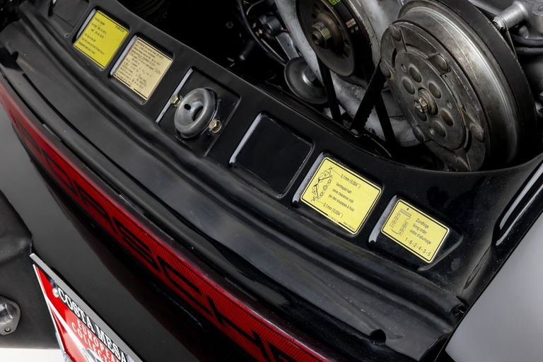 Porsche 911 Carrera (US)