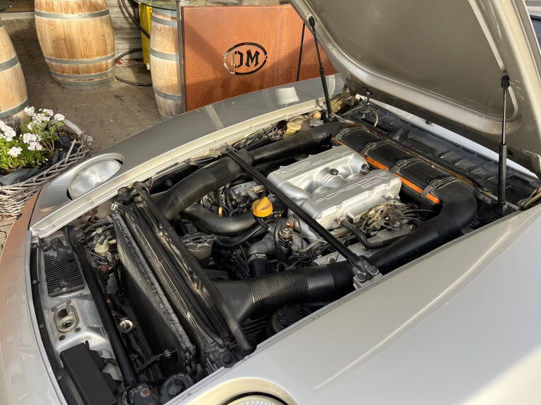 Porsche 928 GT