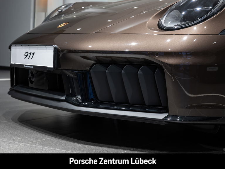 Porsche 992.2 Carrera 4 GTS