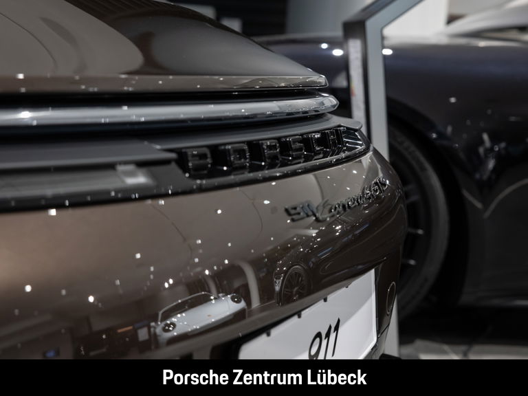 Porsche 992.2 Carrera 4 GTS