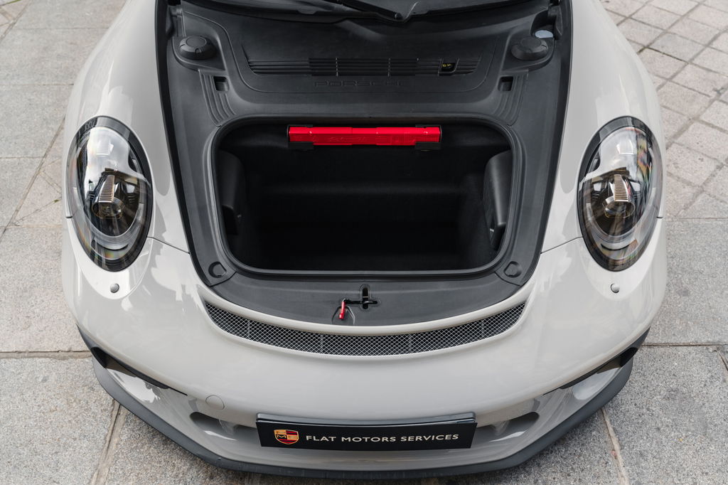 Porsche 991 GT3 Touring