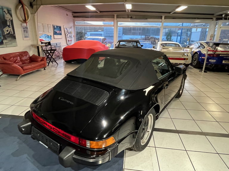 Porsche 911 Carrera 3.2