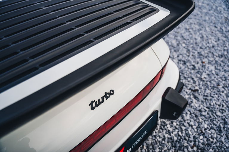 Porsche 911 Turbo 3.3