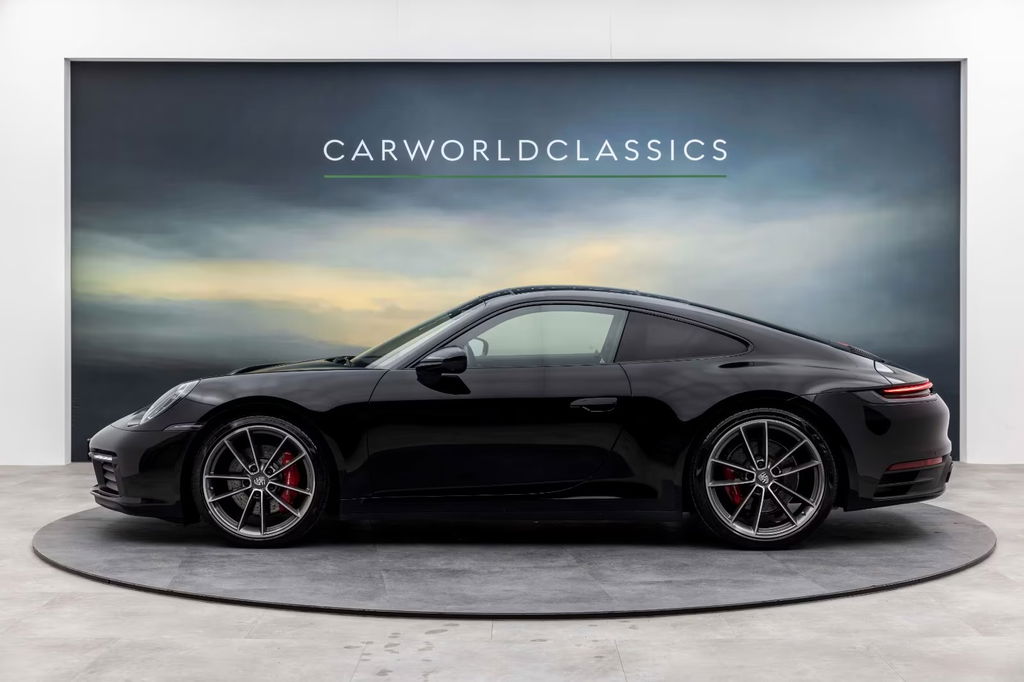Porsche 992 Carrera 4S