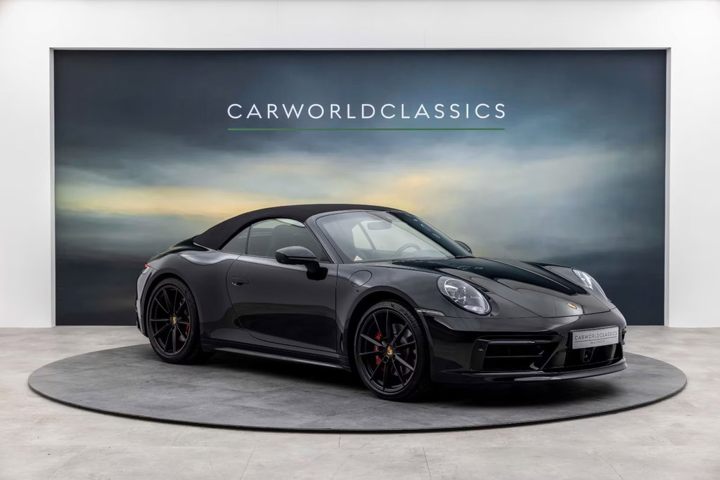 Porsche 992 Carrera 4S