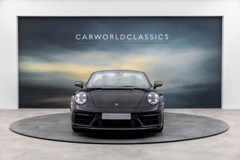 Porsche 992 Carrera 4S