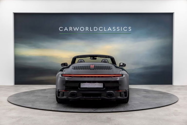 Porsche 992 Carrera 4S