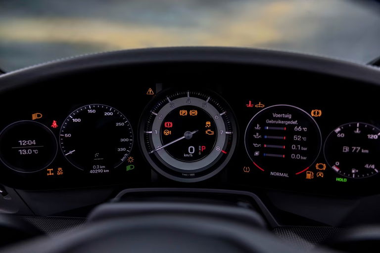 Porsche 992 Carrera 4S