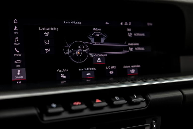 Porsche 992 Carrera 4S