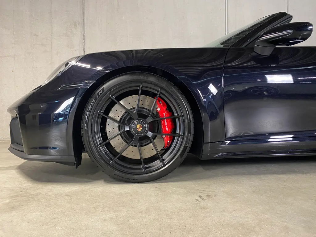 Porsche 992.2 Carrera GTS