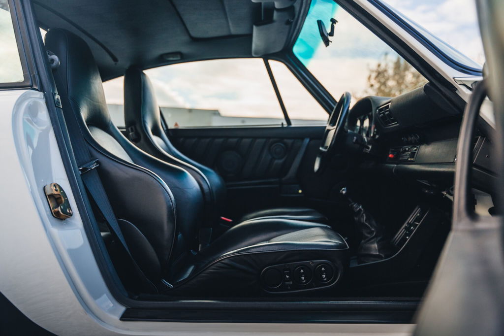 Porsche 911 Turbo 3.3