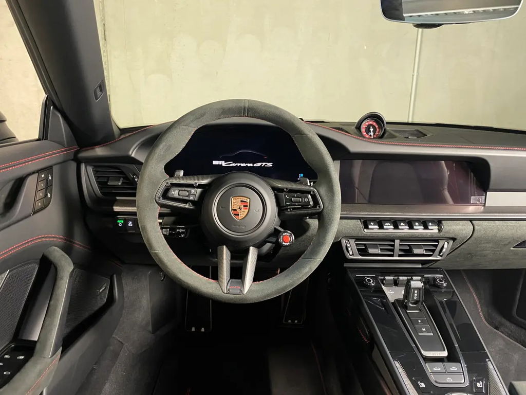 Porsche 992.2 Carrera GTS