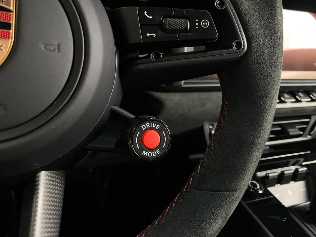 Porsche 992.2 Carrera GTS