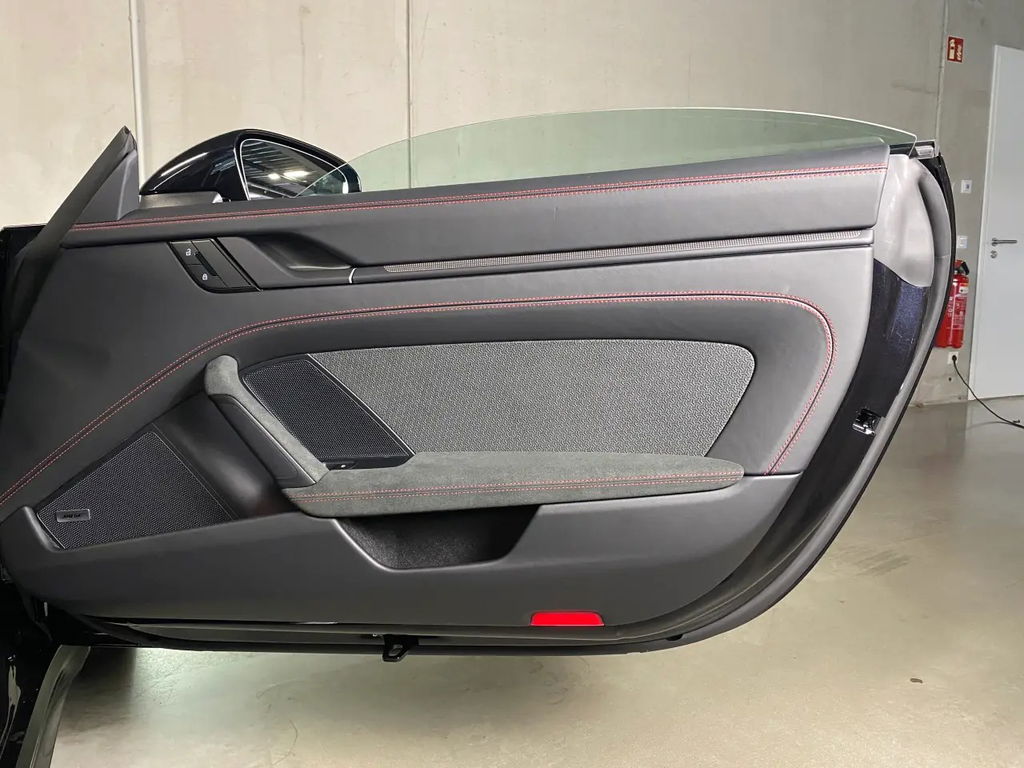 Porsche 992.2 Carrera GTS