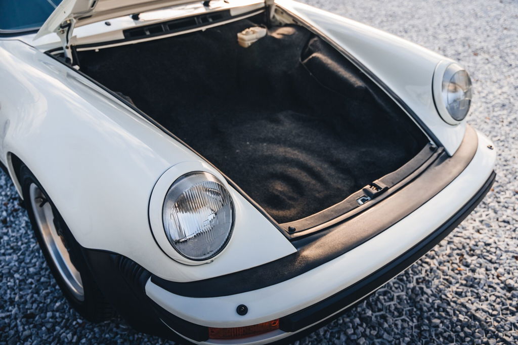 Porsche 911 Turbo 3.3