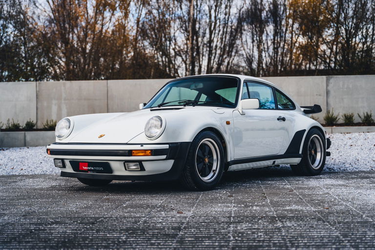 Porsche 911 Turbo 3.3