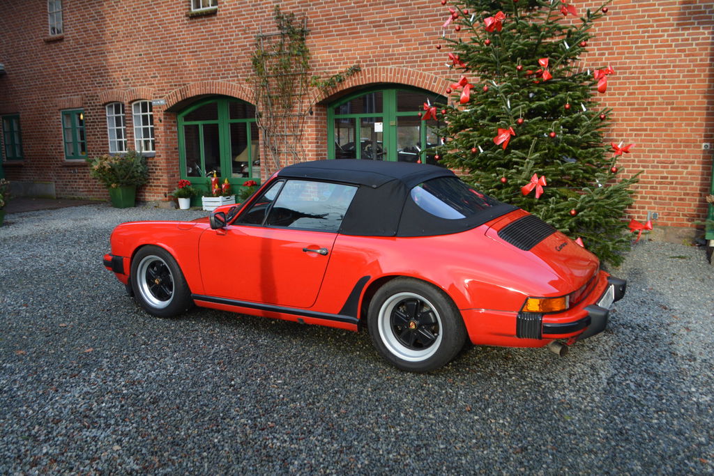 Porsche 911 Carrera 3.2 (KAT)