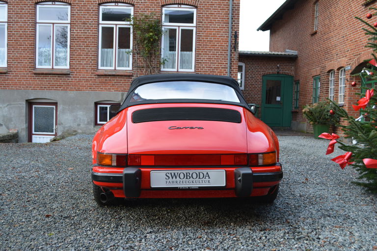 Porsche 911 Carrera 3.2 (KAT)