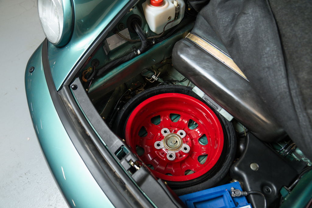 Porsche 964 Carrera 4