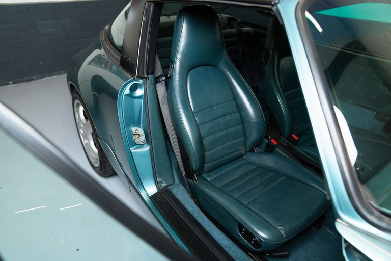 Porsche 964 Carrera 4