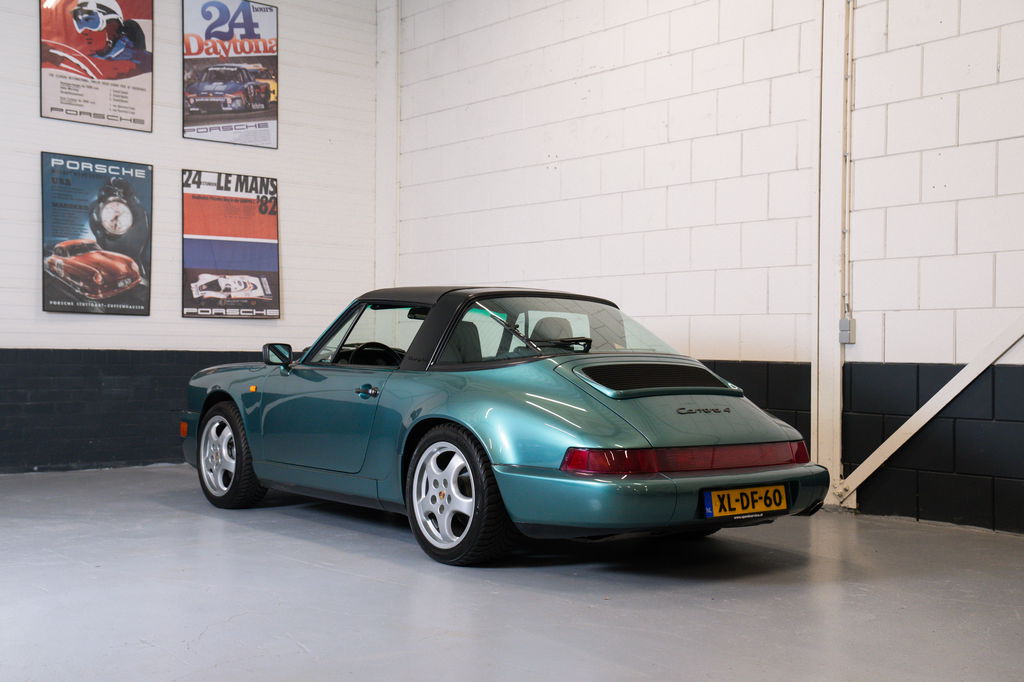 Porsche 964 Carrera 4