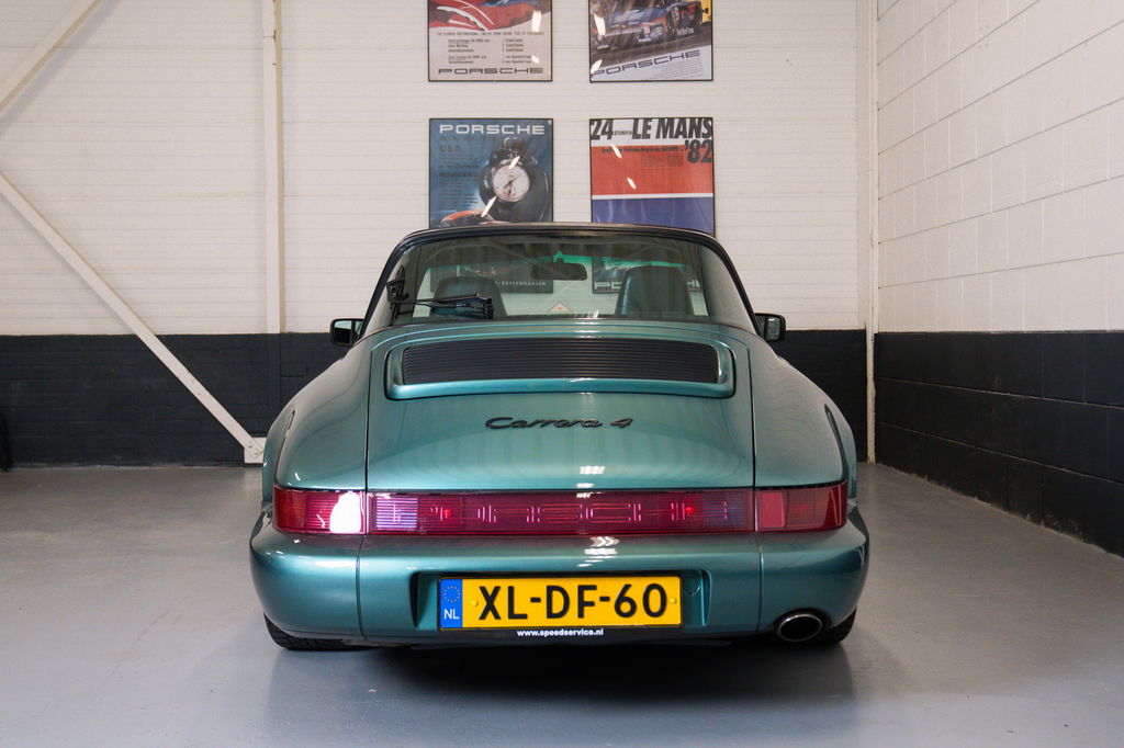 Porsche 964 Carrera 4