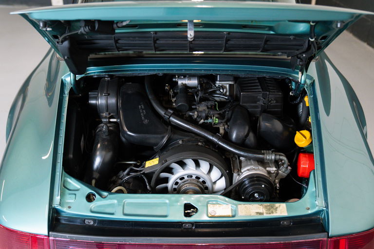 Porsche 964 Carrera 4