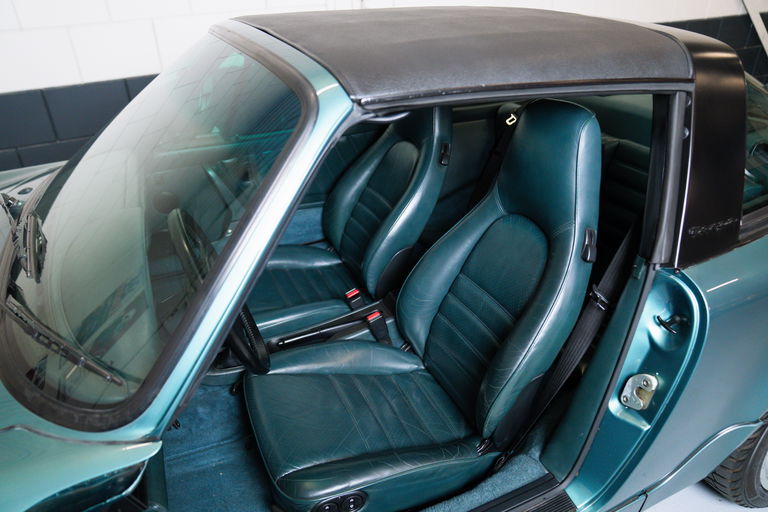 Porsche 964 Carrera 4