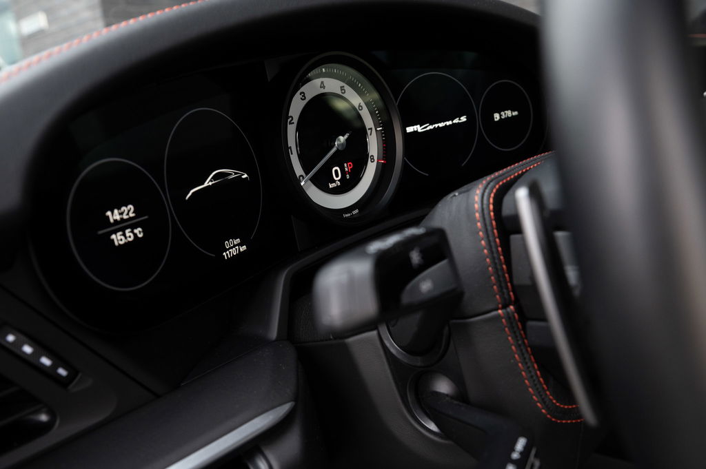 Porsche 992 Carrera 4S