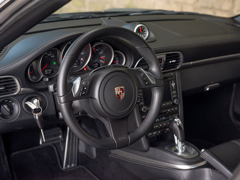 Porsche 997.2 Carrera GTS