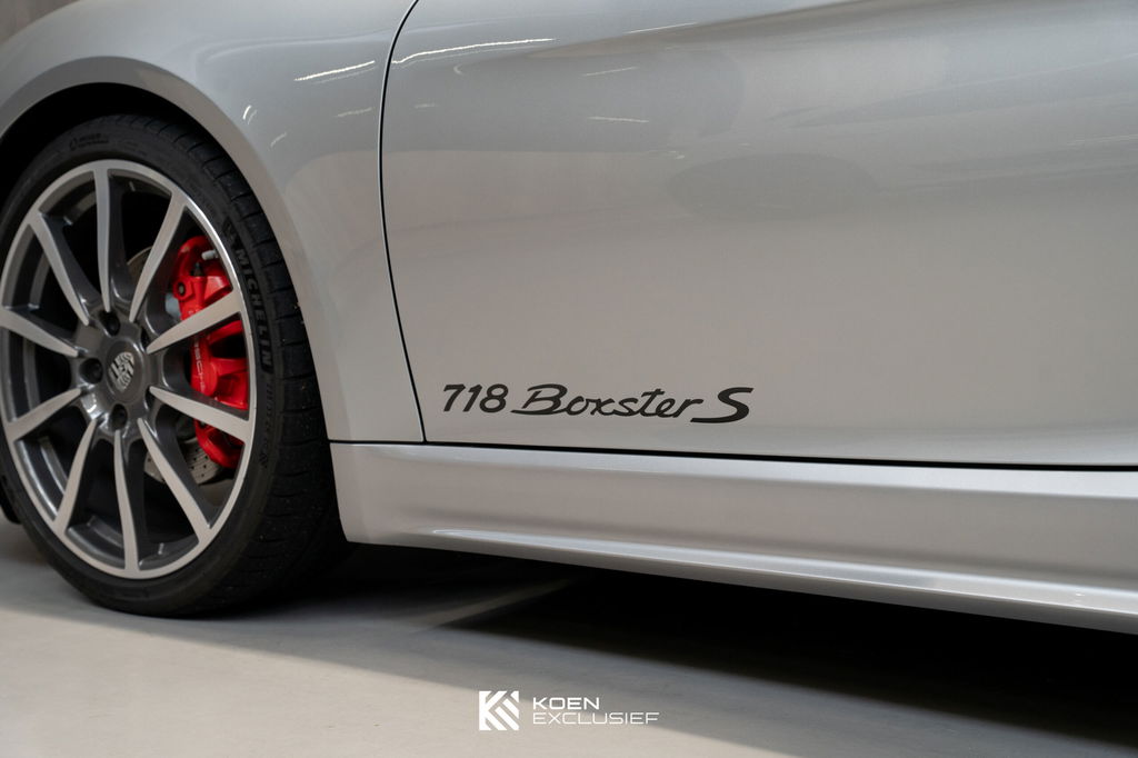 Porsche 718 Boxster S