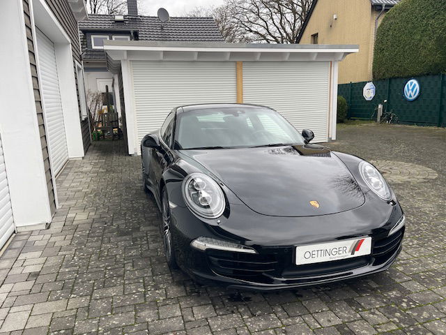 Porsche 991 Carrera 4 Black Edition