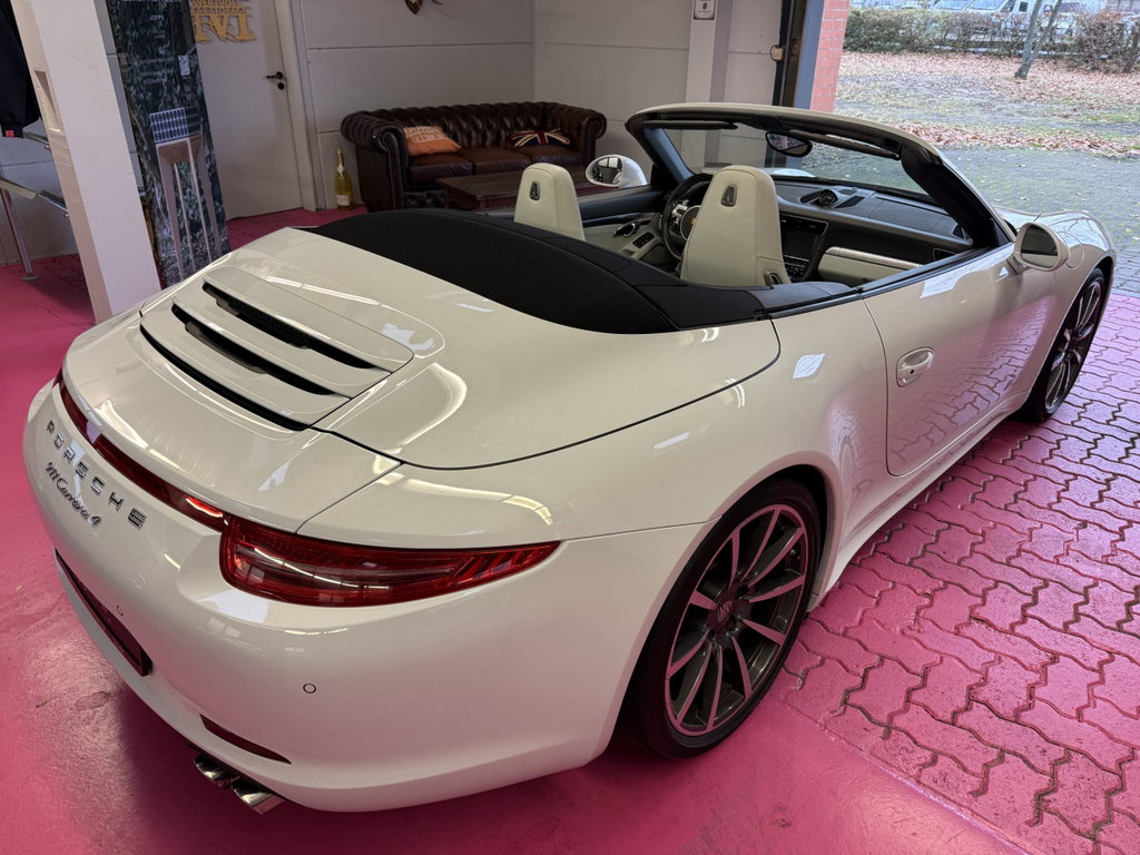 Porsche 991 Carrera 4