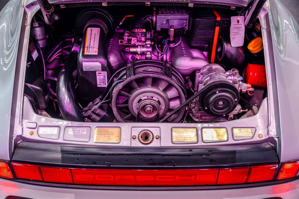 Porsche 911 Carrera 3.2