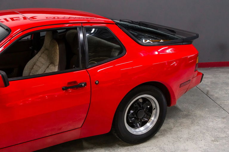 Porsche 944 Coupé