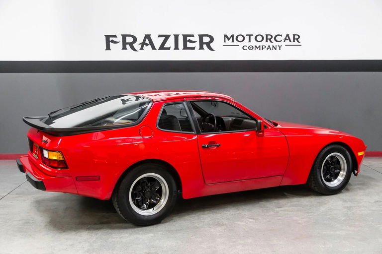 Porsche 944 Coupé