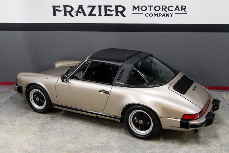 Porsche 911 Carrera 3.2 (US)
