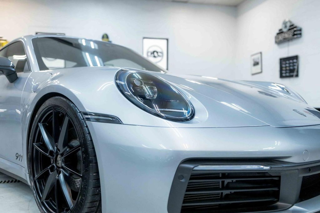 Porsche 992 Carrera T