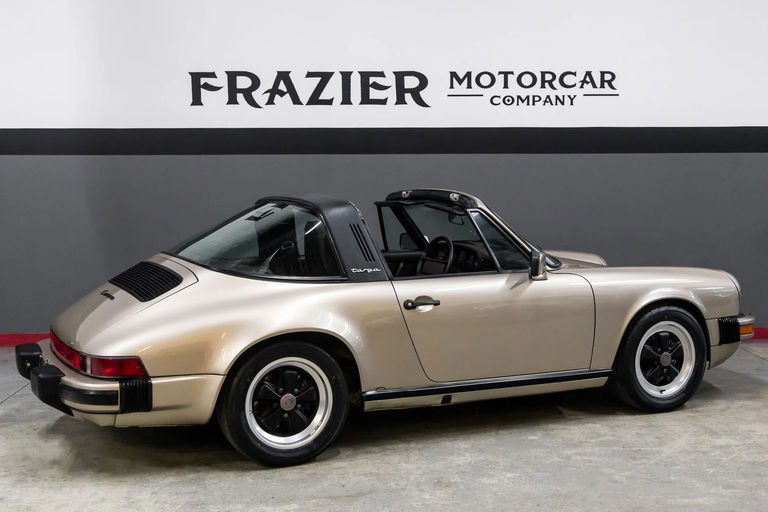 Porsche 911 Carrera 3.2 (US)