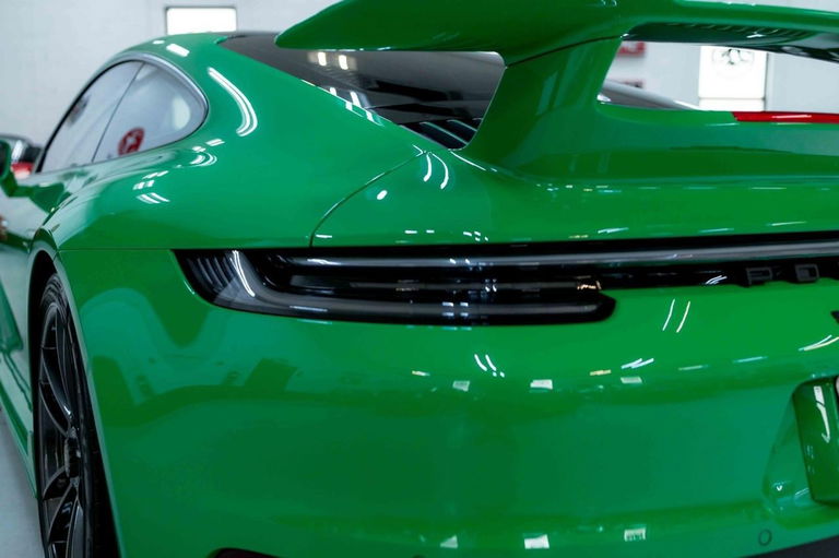 Porsche 992 Carrera GTS