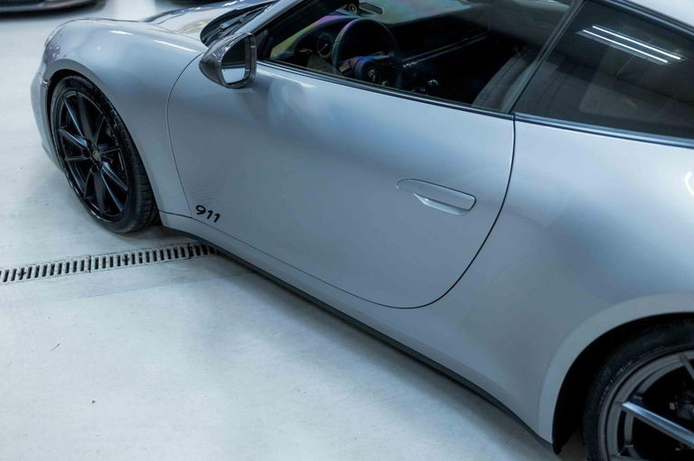 Porsche 992 Carrera T