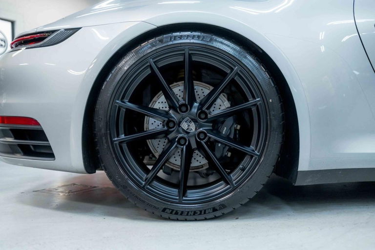 Porsche 992 Carrera T