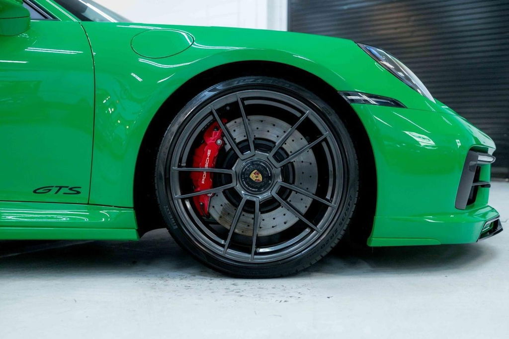 Porsche 992 Carrera GTS