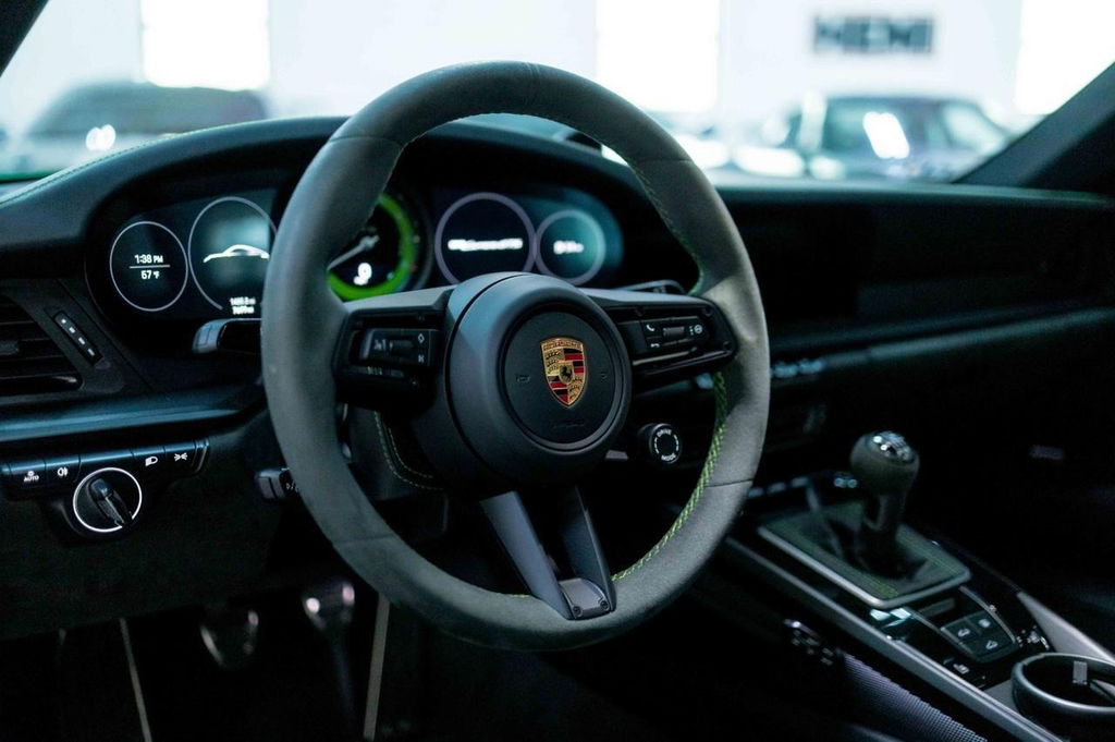 Porsche 992 Carrera GTS