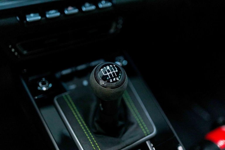 Porsche 992 Carrera GTS