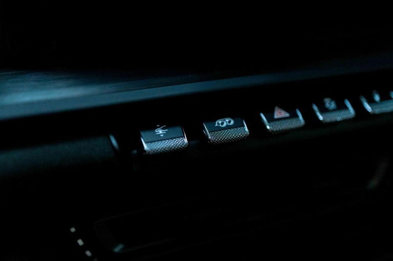 Porsche 992 Carrera GTS