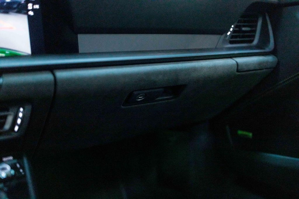 Porsche 992 Carrera GTS